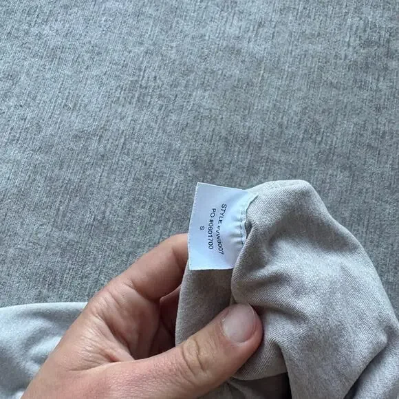 Vuori Boyfriend Shorts - Picture 3 of 3